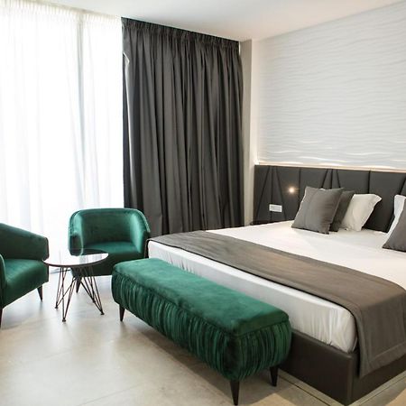 Equos Resort Hotel Тирана Экстерьер фото