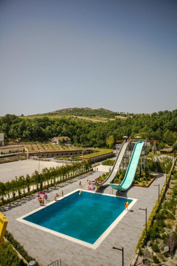 Equos Resort Hotel Тирана Экстерьер фото